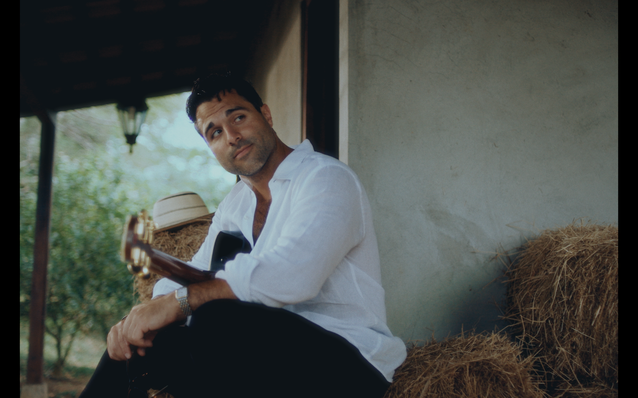 “Dame tu amor”, consolidó a Arian Abadi como artista integral y caso único en&nbsp;Panamá