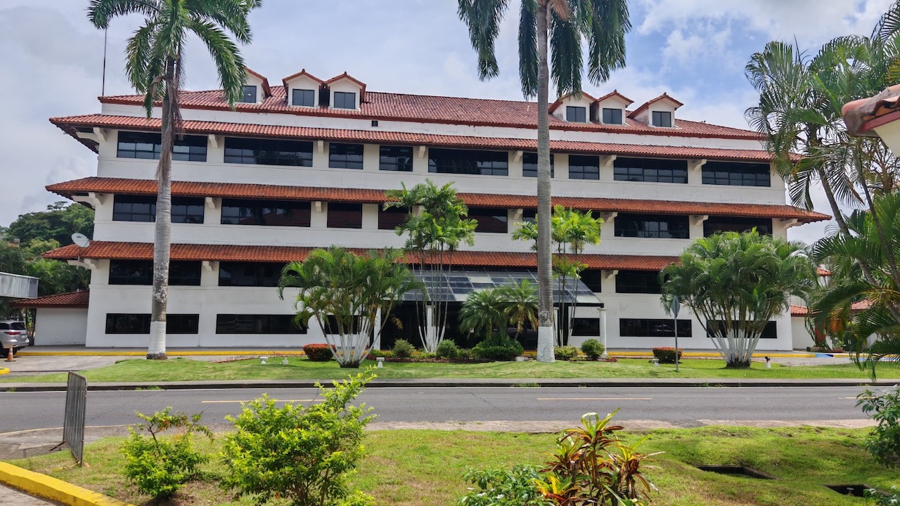 UDELAS logró oportunidad para formación de futuros Ingenieros Biomédicos y Electrónicos en sistemas&nbsp;MEM