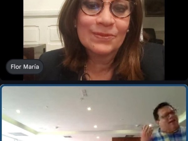 Fundación de los Clubes Rotarios de Panamá y promotora cultural Flor María Muñoz&nbsp;Bañales